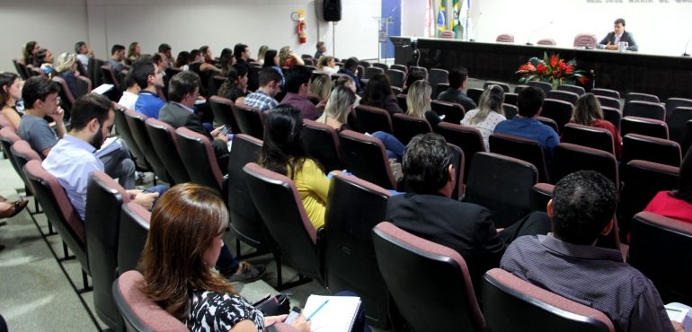 Palestra de Nagibe de Melo discutiu a importância da argumentação nas decisões judiciais