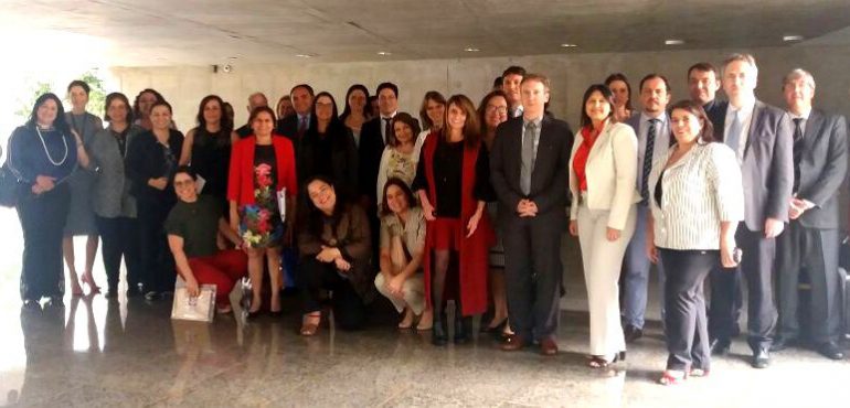 Esmec participa de encontro pedagógico da Enfam sobre educação a distância