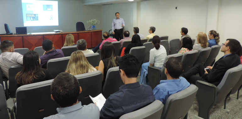 Juízes e servidores elogiam palestra sobre prevenção ao câncer de próstata