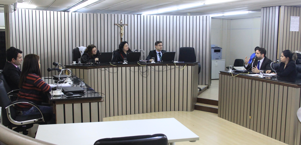 Município de Itapipoca e professores firmam acordo para pagamento de faltas durante audiência no TJCE