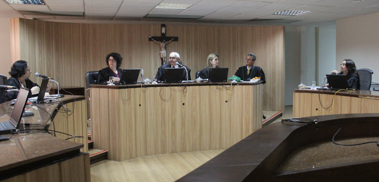 4ª Câmara de Direito Privado do TJCE realiza 48 sessões e julga 2.340 processos em 2017