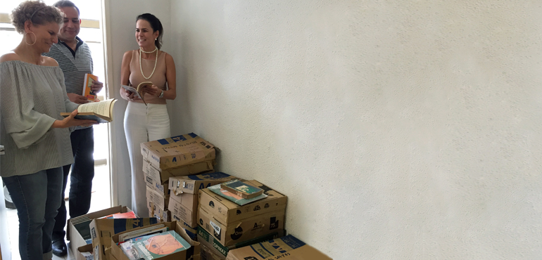 Fórum recebe doação de livros da Universidade de Fortaleza