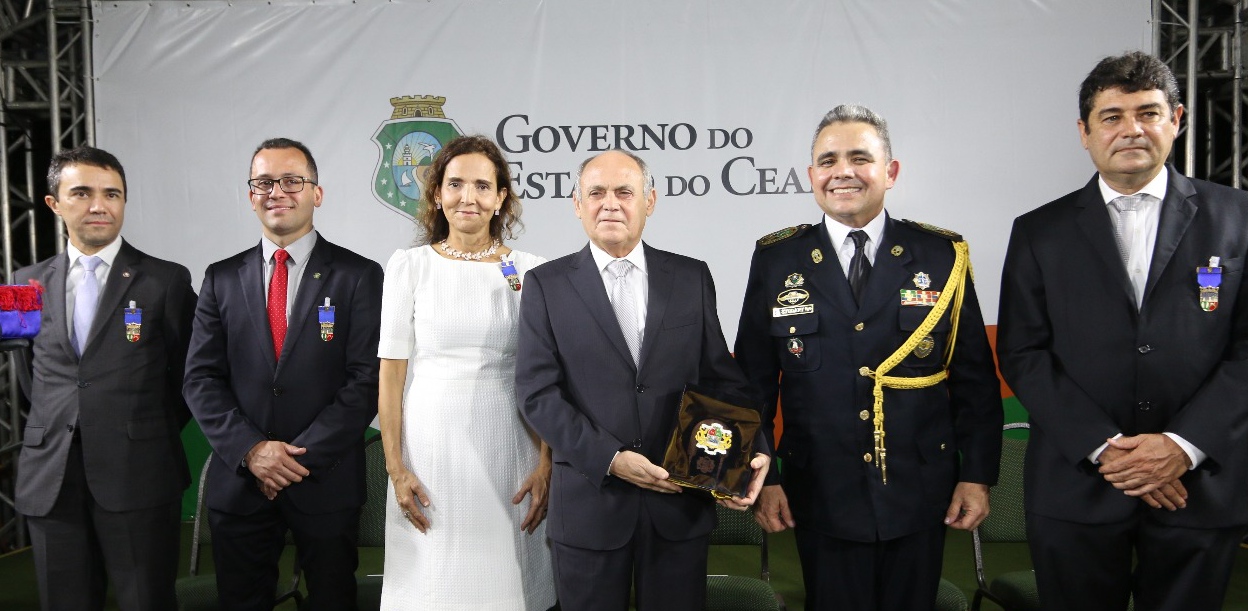 Presidente do Tribunal de Justiça é homenageado com a Distinção Honorífica da Casa Militar do Estado