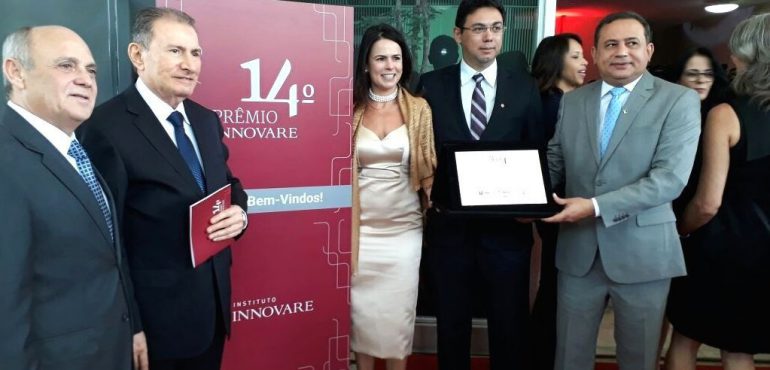 Juízes formadores da Esmec recebem menção honrosa no 14º Prêmio Innovare