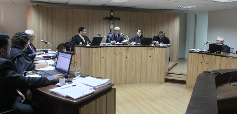 Sindicalista agredido por policiais deve receber R$ 20 mil de indenização do Estado