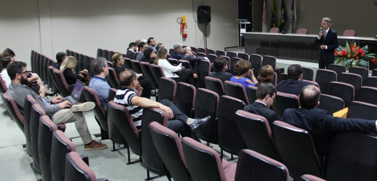 Balanço das atividades da Esmec em 2017 foi apresentado pelo Des. Heráclito Vieira