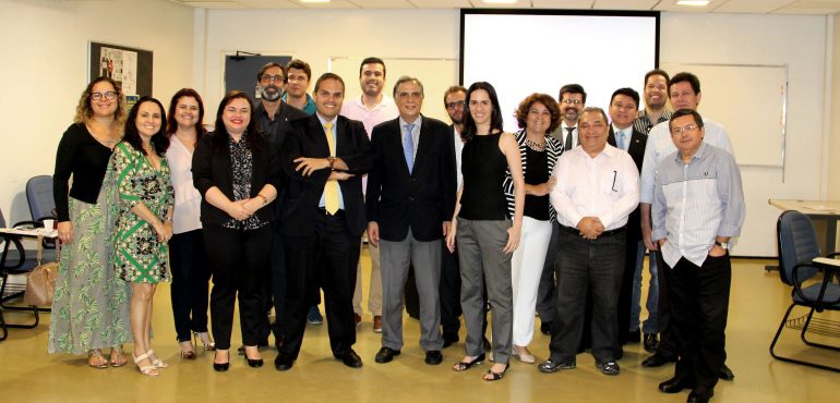 Presidente da Escola Nacional prestigia encerramento do curso Filosofia do Direito