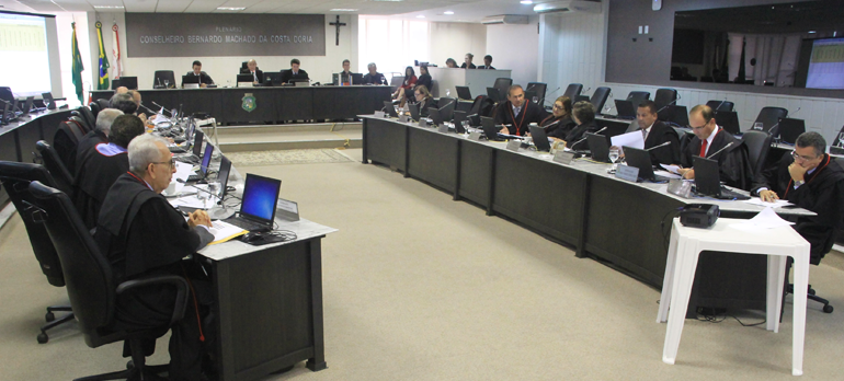 Órgão Especial do TJCE aprova Plano Estratégico da Esmec 2018-2020