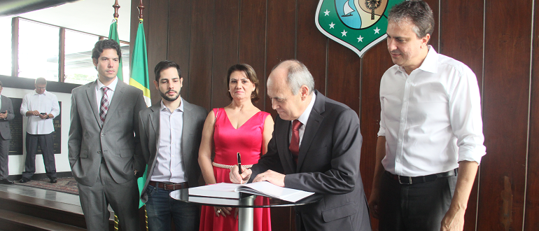 Desembargador Gladyson Pontes assume Governo do Estado até o próximo dia 3