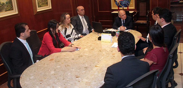 Presidente do TJCE recebe representante da AMB