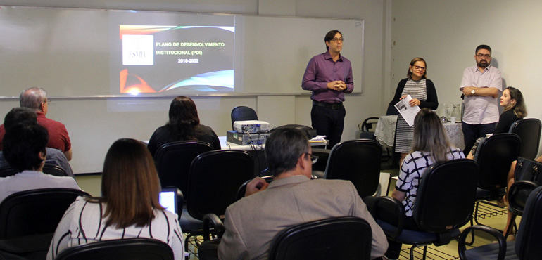 Juízes e servidores participam de III Encontro Pedagógico da Escola da Magistratura