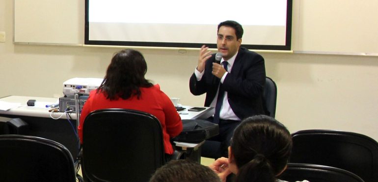 Diretor da Escola Nacional da Magistratura ministra curso sobre Cibercrimes