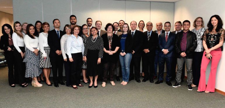 Esmec participa de oficina da Enfam sobre competências para o desenvolvimento de aulas