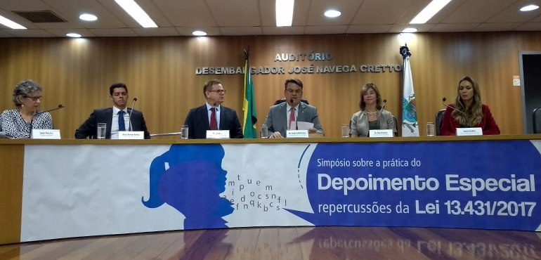 Simpósio discute a prática do depoimento especial