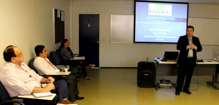 Juiz Renato Velloso ministra curso Responsabilidade Tributária para magistrados e servidores