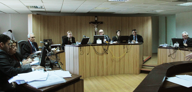 Homem atropelado por caminhão da Ecofor deve receber pensão de dois salários mínimos