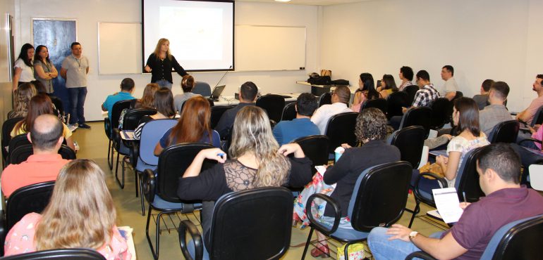 Esmec sedia treinamento do TRE para mesários que atuarão nas Eleições 2018