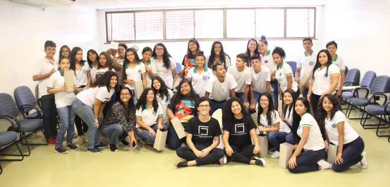 Esmec e Museu da Fotografia de Fortaleza realizaram oficina para alunos de Escola do Estado