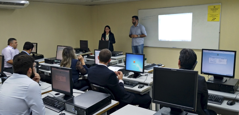 Delegados da Polícia Civil participam de treinamento para envio eletrônico de documentos aos Juizados Especiais