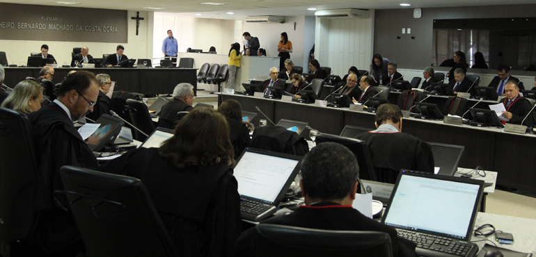 Aprovada abertura de processo administrativo contra juíza