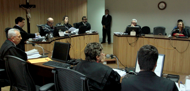 Mantida decisão que condena imobiliária a pagar multa de mais de R$ 39 mil para cliente