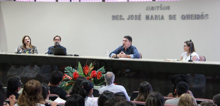 Esmec sedia o “Colóquio Internacional – Educação Integral: a contribuição dos Diálogos Socioemocionais”