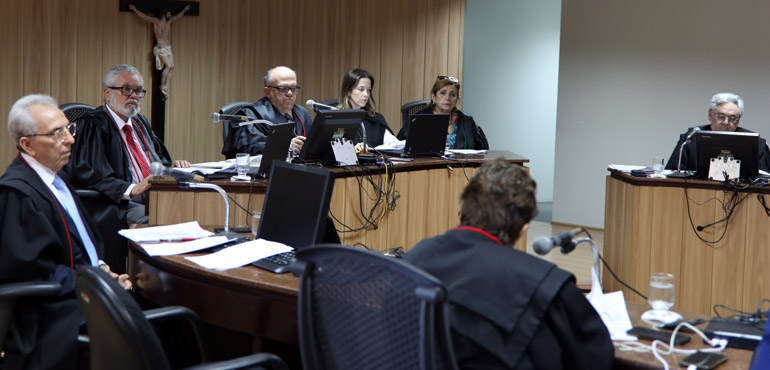 Desembargador Fernando Ximenes deixa Presidência da 1ª Câmara de Direito Público após 10 anos