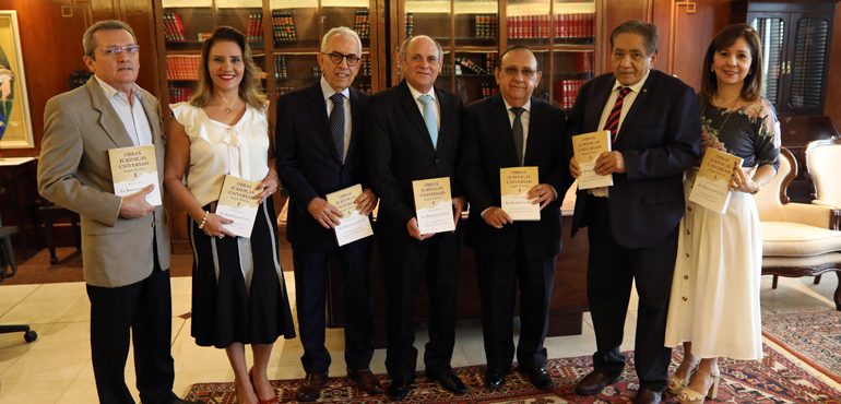 Conselho Editorial do Tribunal lança o livro “La Sentencia Civil”