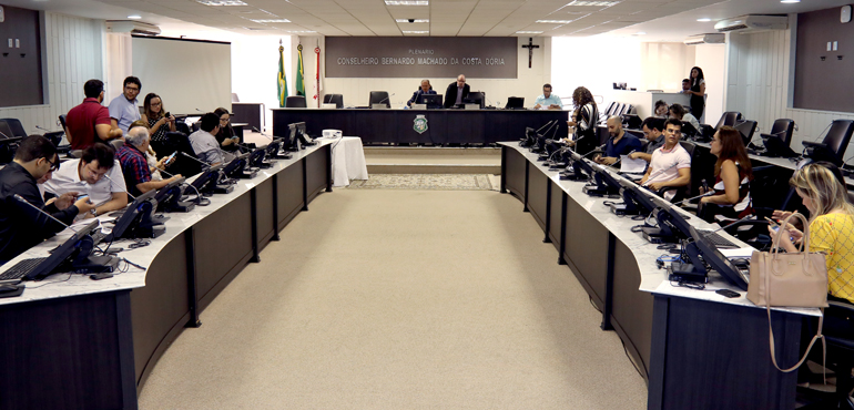 Comissão divulga resultado provisório da prova de sentença do concurso de juiz do TJCE