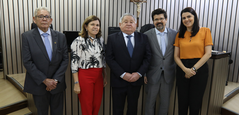 Desembargadora Adelineide Viana assume Presidência da 2ª Câmara Criminal