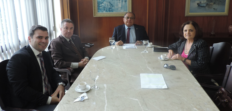 Reunião na Corregedoria-Geral da Justiça discute o aprimoramento das audiências de custódia no Ceará