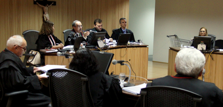 4ª Câmara de Direito Privado julga 106 processos em única sessão