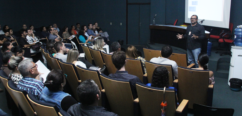 Curso orienta sobre aspectos jurídicos da adoção