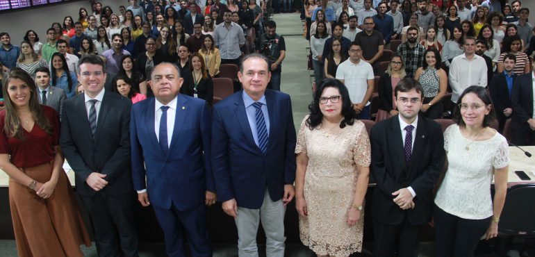 Direção do Poder Judiciário dá as boas-vindas aos estagiários de pós-graduação