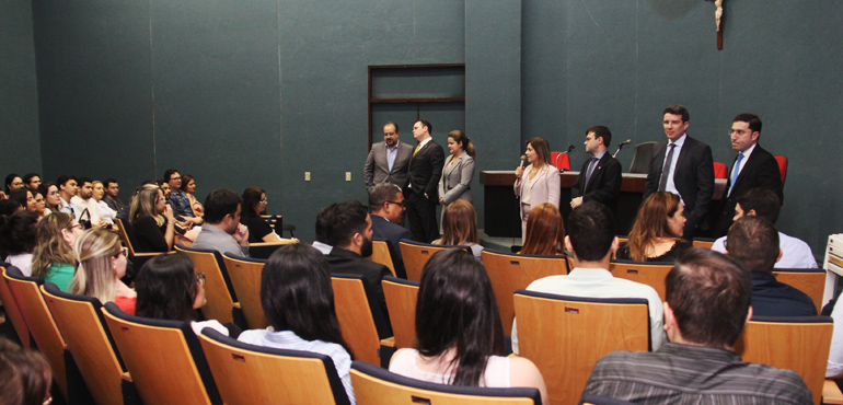 Estagiários de pós-graduação são recebidos pela Diretoria do Fórum Clóvis Beviláqua