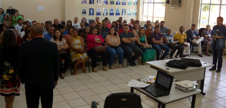 Comissão do Judiciário realiza treinamento para pretendentes à adoção na Comarca de Canindé