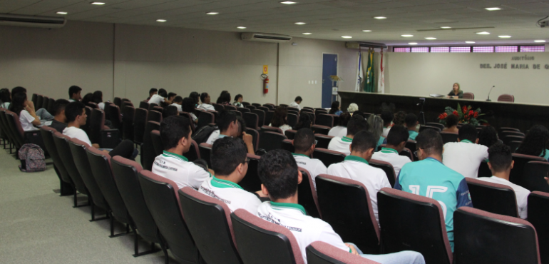 Semana Nacional do Livro e da Biblioteca: palestras na Esmec discutem o papel da Literatura na sociedade