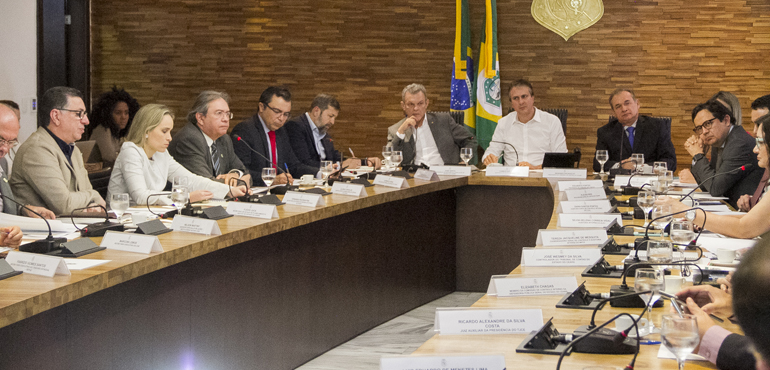 TJCE, Governo, Assembleia, MPCE, Defensoria e TCE aprovam Conselho de Governança Fiscal