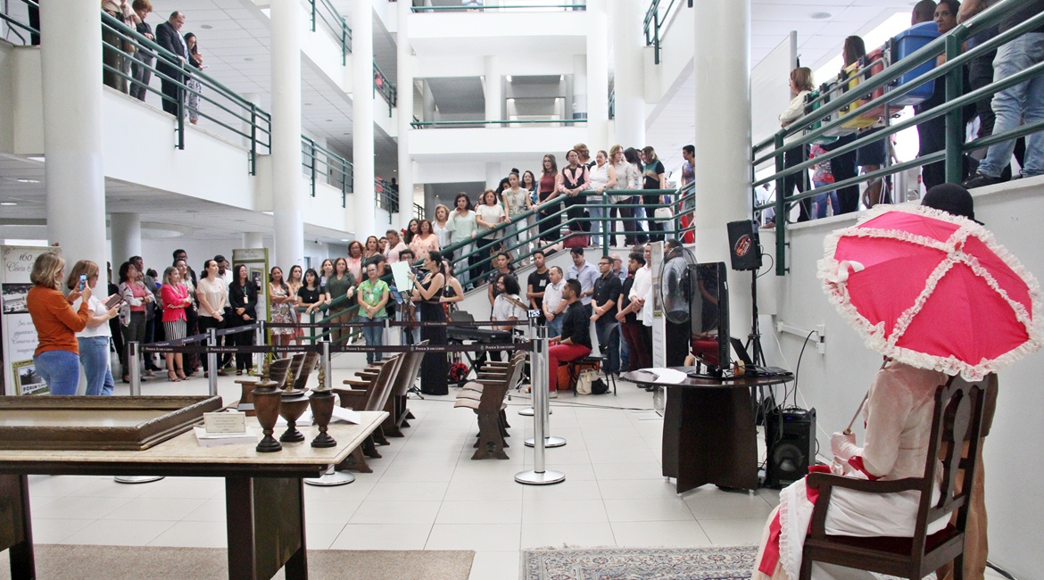 Abertura da exposição que homenageia Clóvis Beviláqua emociona servidores e visitantes do Fórum