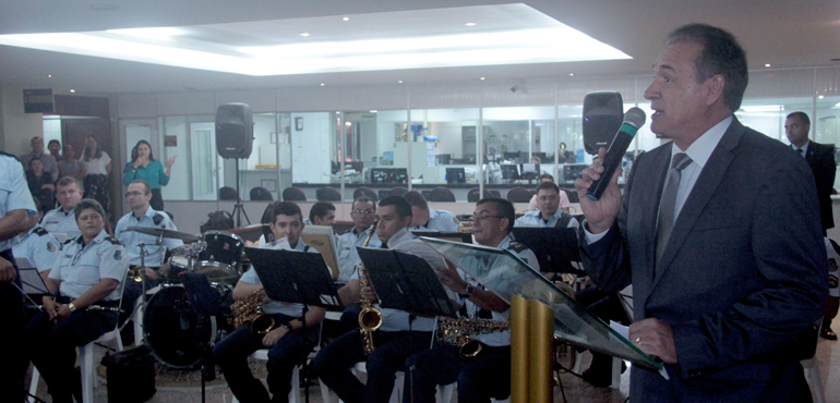 Testes de saúde, massoterapia e feira de livros marcam a abertura da Semana do Servidor no TJCE