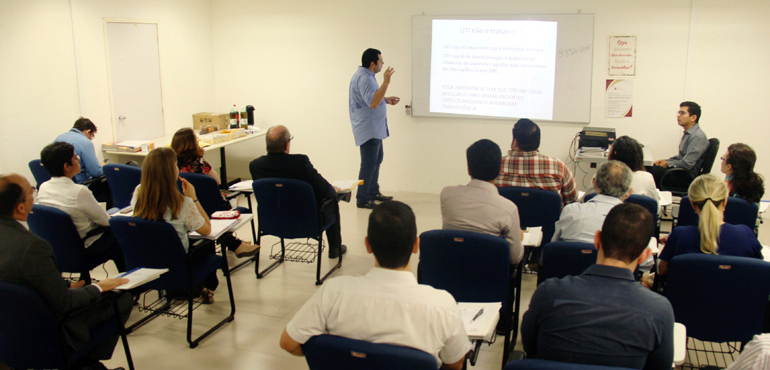 NAT-JUS realiza curso sobre liminares com foco em demandas de saúde durante o recesso