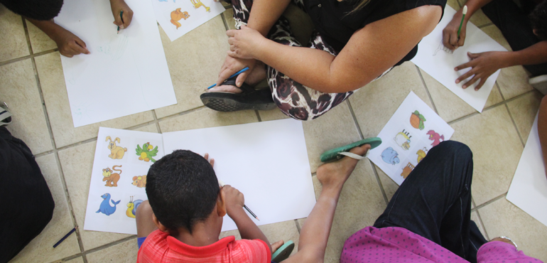 Crianças e adolescentes acolhidos participam de atividades com pretendentes à adoção