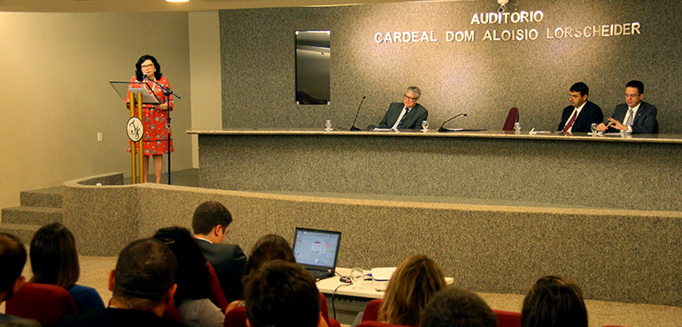 Aprovados no concurso de juízes escolhem comarcas onde atuarão