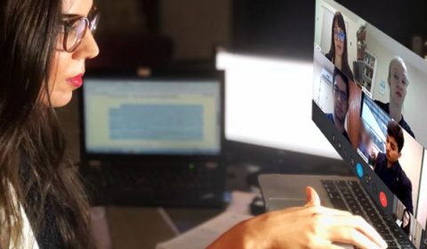 Juíza realiza sessão telepresencial para apresentação de adolescentes em conflito com a lei