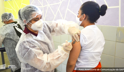 Grupo de Monitoramento do TJCE avança na imunização da população carcerária no Estado