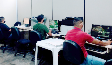 Projeto Justiça de Portas Abertas realiza força-tarefa com egressos do regime semiaberto para digitalizar processos