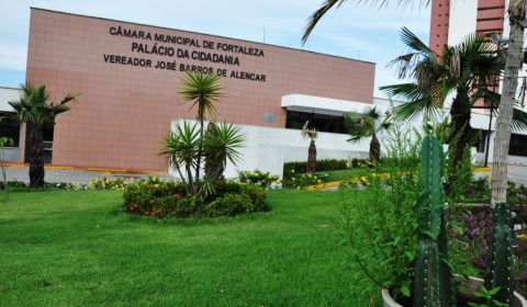 Campanha Justiça pela Mulher recebe elogio da Câmara Municipal de Fortaleza