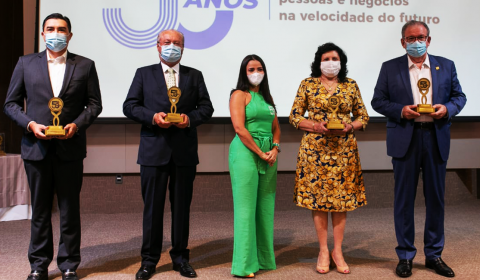 Presidente do TJCE é homenageada durante evento de comemoração dos 50 anos do Instituto Euvaldo Lodi