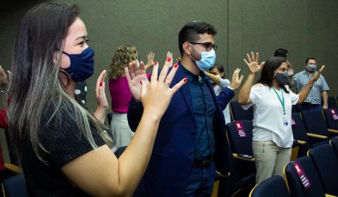 Atos de doação e solidariedade pelo Outubro Rosa marcam encerramento das celebrações do Dia do Servidor