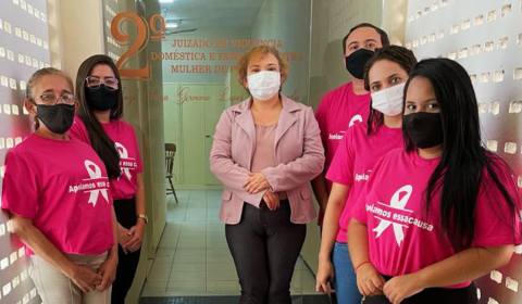 2° Juizado da Mulher de Fortaleza participa da campanha Outubro Rosa